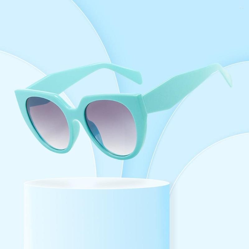 

Sunglasses Luxury Oversized Square Women Black Imitations Brands Designer 2022 Trends Red Fashion Retro