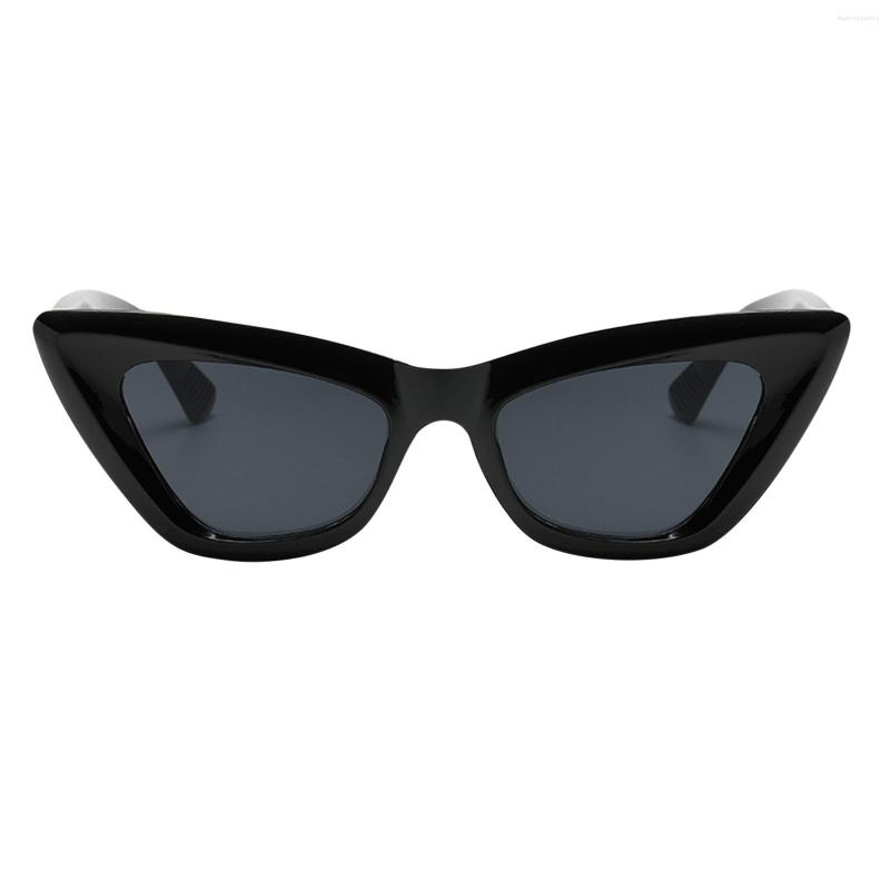 

Sunglasses Retro Cat Eye Women Vintage Small Frame Sun Glasses Ladies Classic Black UV400 Oculos De