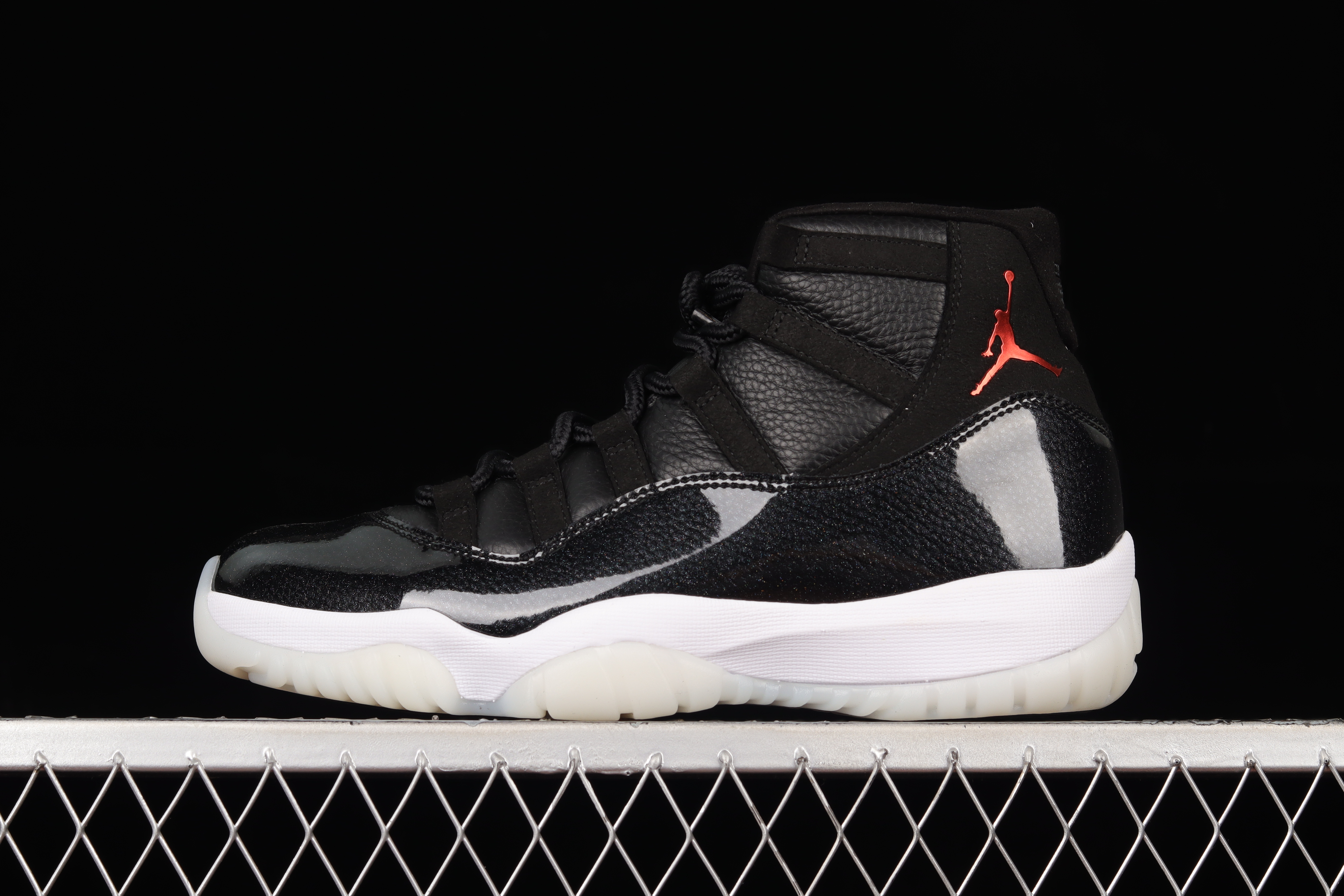 22Color seulement Top qualité Jumpman 11 hommes femmes chaussures de basket-ball 11s 25e teinte de platine de Pâques bred concord minuit marine j
