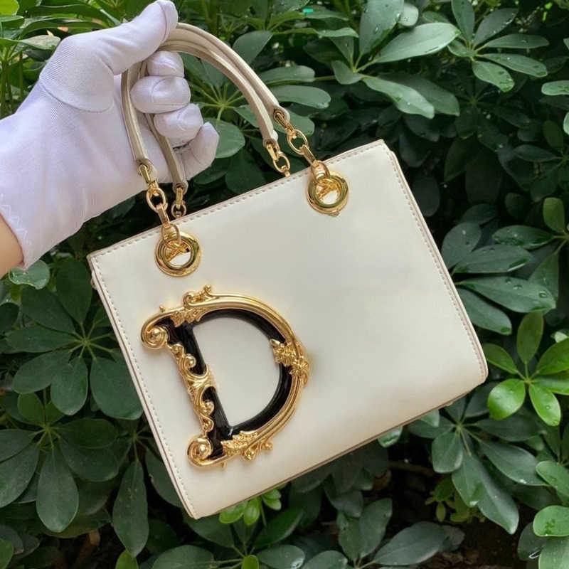 

Autumn Winter Fashion D 22 g Designer Tote Bags Solid Leather Handbag Women's Vintage One Shoulder Straddle Bag Same as Sicily, Black