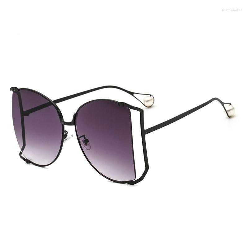 

Sunglasses Style Retro Classic Pearl Hollow For Women Fashion Vintage Ladies Driving Sports Metal UV400 Sun Glasses MirrorSunglasses