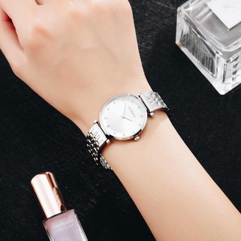 

Wristwatches 2022 Fashion Trend Korean Steel Belt Ladies Watch Diamond Three-Dimensional Dial Compact And Versatile, White