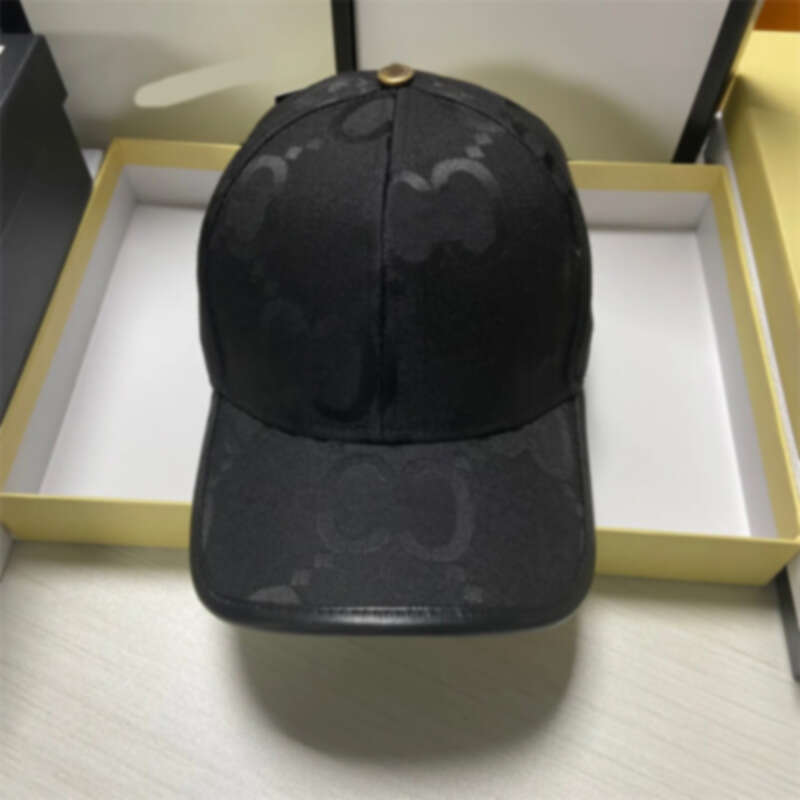 

Designer letter leather label baseball cap fashion trend duck tongue caps luxury male and female stars sunshade hat brand temperament, G4