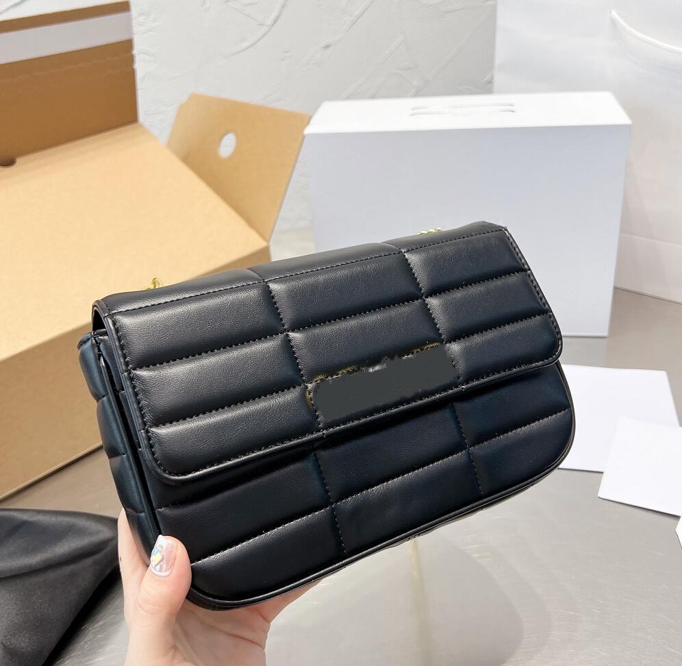 

Women Leather Shoulder Bags Designer Chain Flip Envelope Bag Classic Letter Handbag Solid Color Fashion Leisure Womens Cross Body Change Purse Wallet, Black