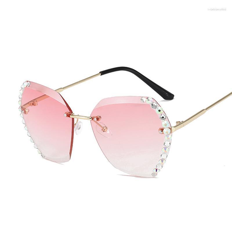 

Sunglasses Luxury Rimless Women Diamond Sun Glasses For Female Cutting Lens Gradient Shades Ladies Fashion Framless EyewearSunglasses