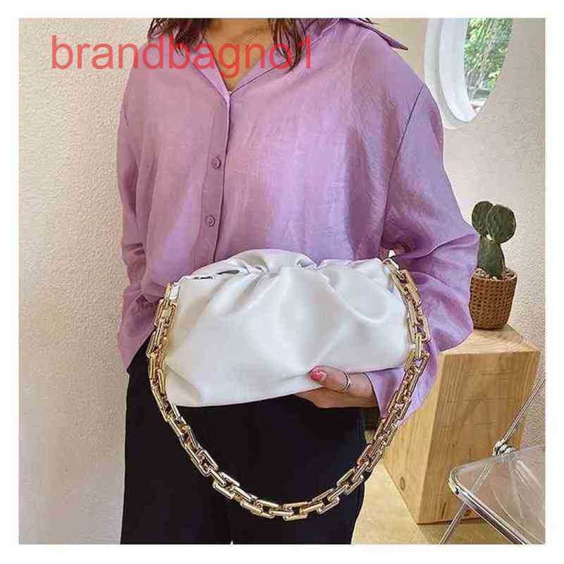 

Bottegas Bags Venetas Designer Pouch Bag Luxury Women clutch Handbags 2 Fashion Temperament Portable Shoulder Under OPZ6