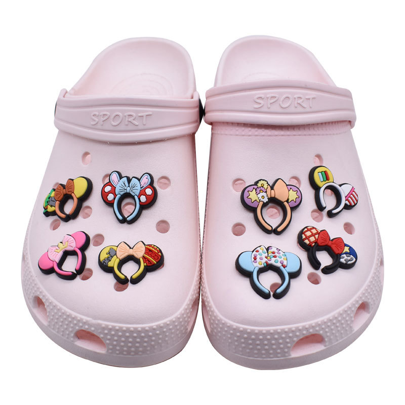 

Anime charms wholesale cute mouse girls boys cartoon charms shoe accessories pvc decoration buckle soft rubber clog charms fast ship, Equally mixed colors
