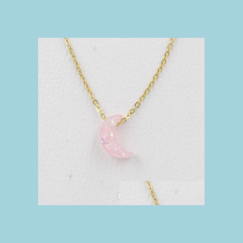 

Pendant Necklaces Handmade Opal Crystal Blue Moon Pendant Necklace Resin Crescent Jewelry For Women Girlfriend Lovely Minima Yydhhome Dht3V