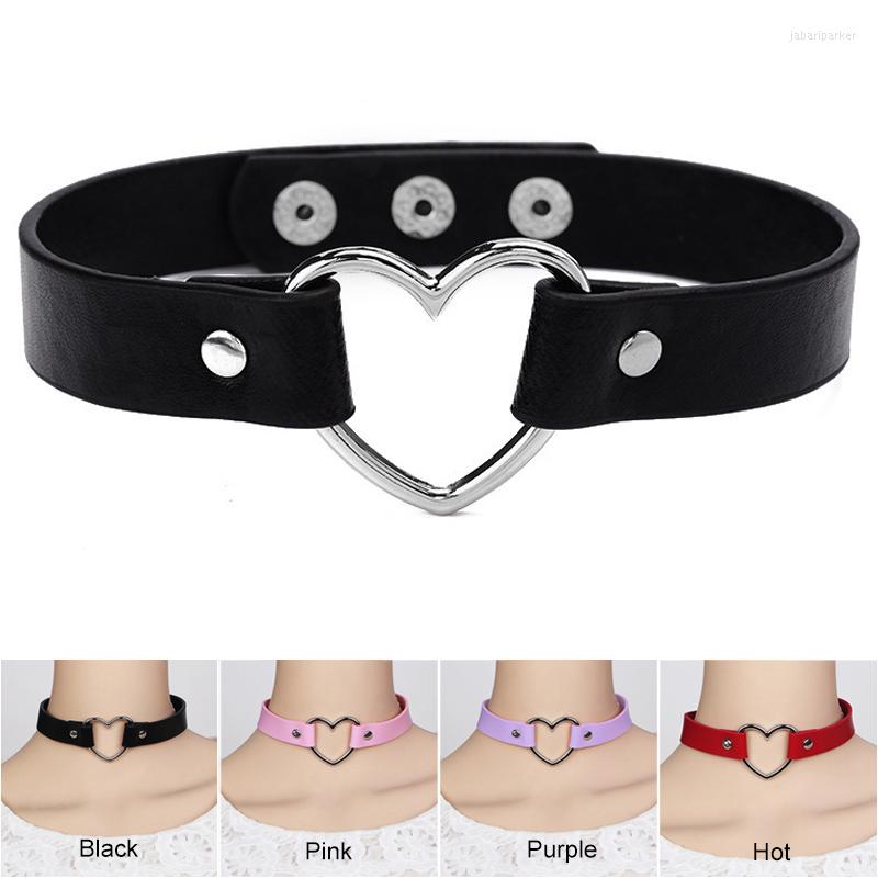 

Choker Women Lady Punk Goth Harajuku Grunge PU Leather Rivet Heart Collar Funky Torques Necklace Jewelry H9