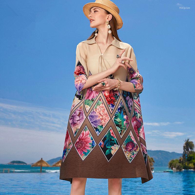 

Casual Dresses Color Gradient Printing Fold Dress Female 2022 Summer Fashion Pleated Design Sense Small Middle Long Skirt, Apricot