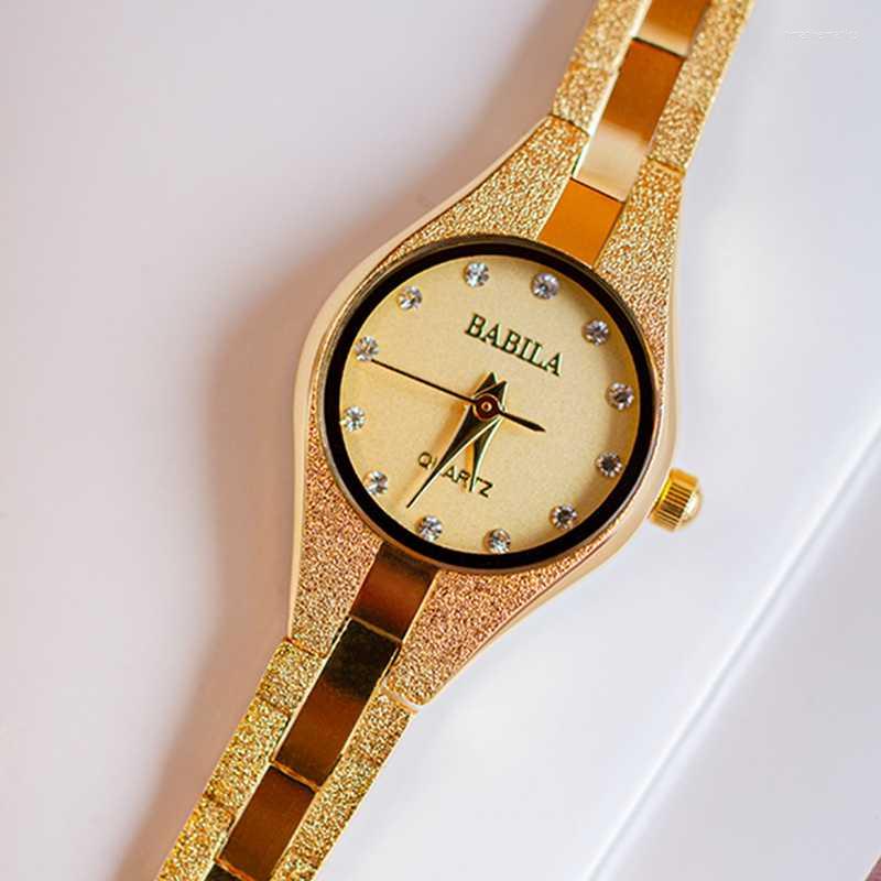 

Wristwatches Gold Women's Watch Retro Fashion Carved Pattern 24K Japanese Movement Small And FashionableWristwatches