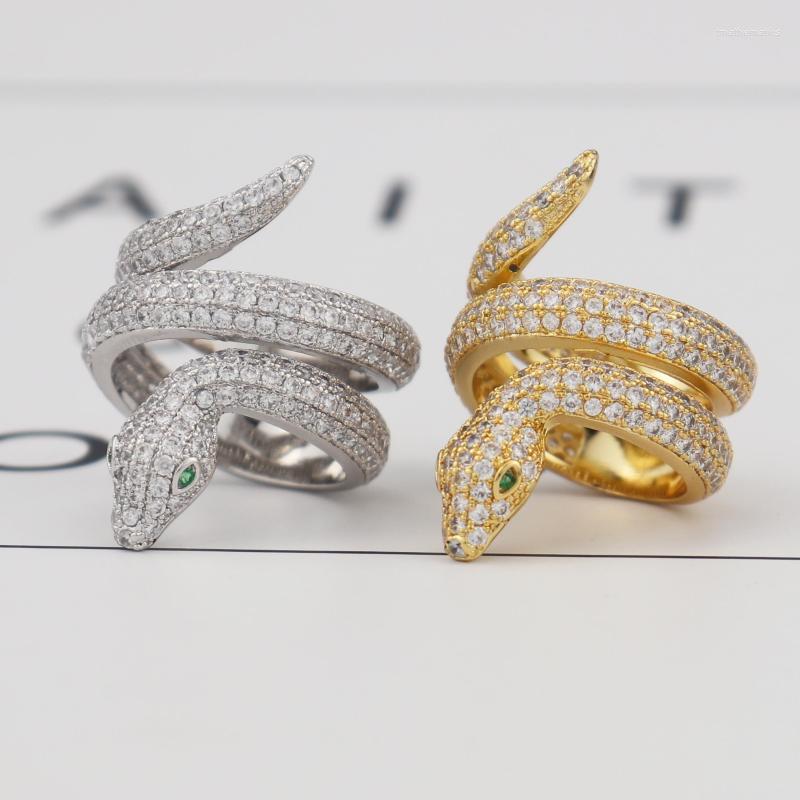 

Cluster Rings Luxury Classic Animal Snake Two Circles Full Of Zircon Single Ring Dubai European Party Women's RingCluster