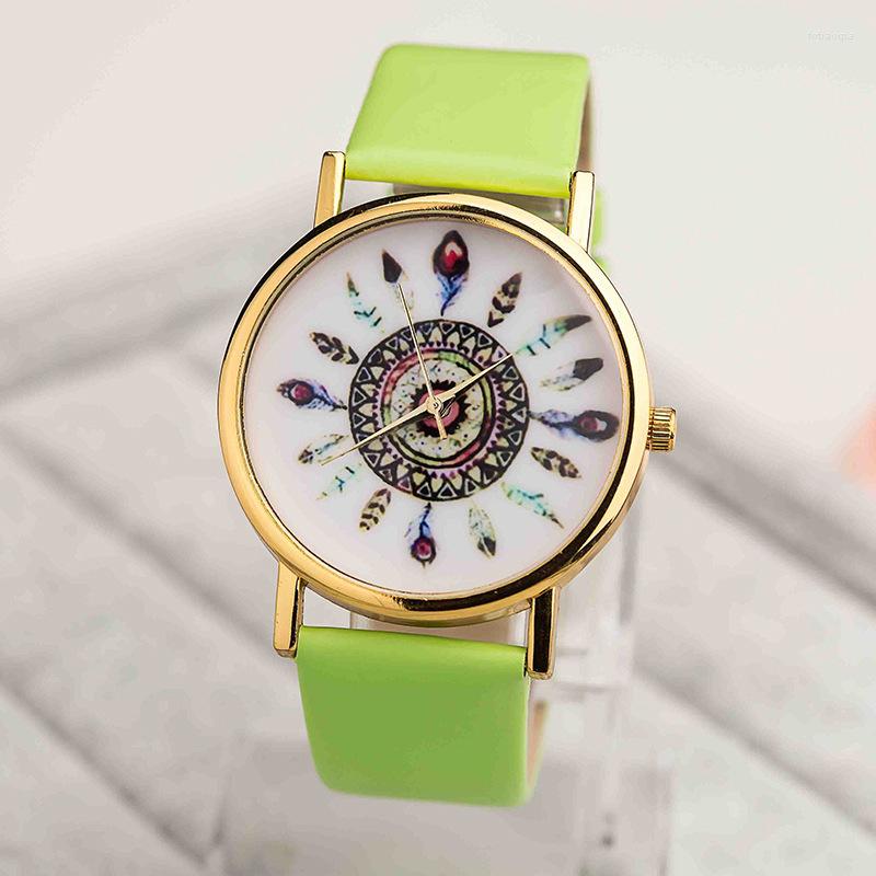 

Wristwatches Fashion Ladies Watch Simple Pu Strap Quartz Student, Brown