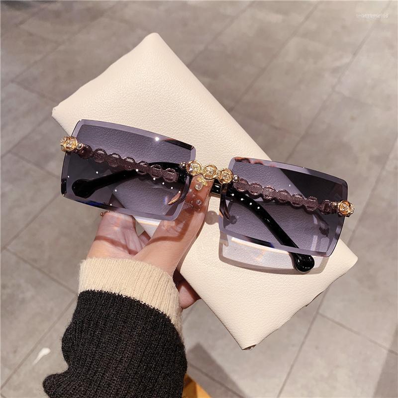 

Sunglasses Rimless Women Pink Tinted Lens Sun Glasses Fashion Designer Shades Gradient Resin Eyewear UV400SunglassesSunglasses
