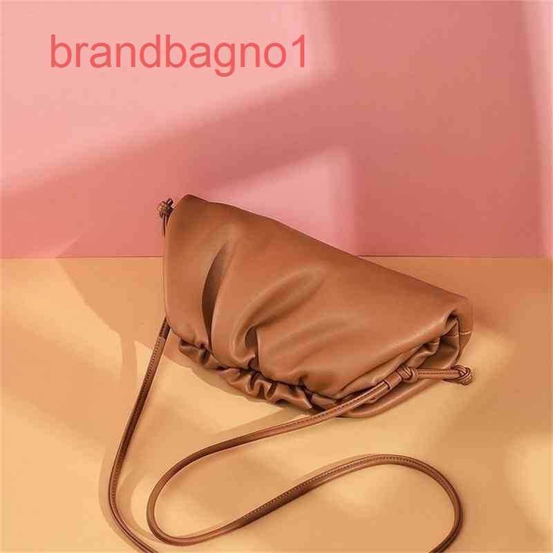 

Bottegas Bags Venetas Designer Pouch Bag Luxury Women clutch Handbags Cloud Net Red Hand Dumpling Korean Version M W7XG, Brown-trumpet