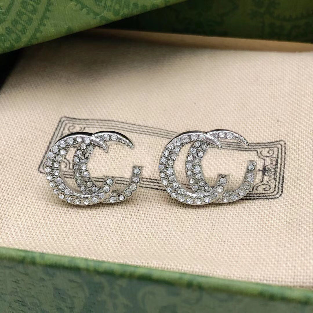 

New Fashion Brand Stud Earrings Diamond Letter Personality Lady's Wedding Party Couple Gift Designer Jewelry Excellence in 2022