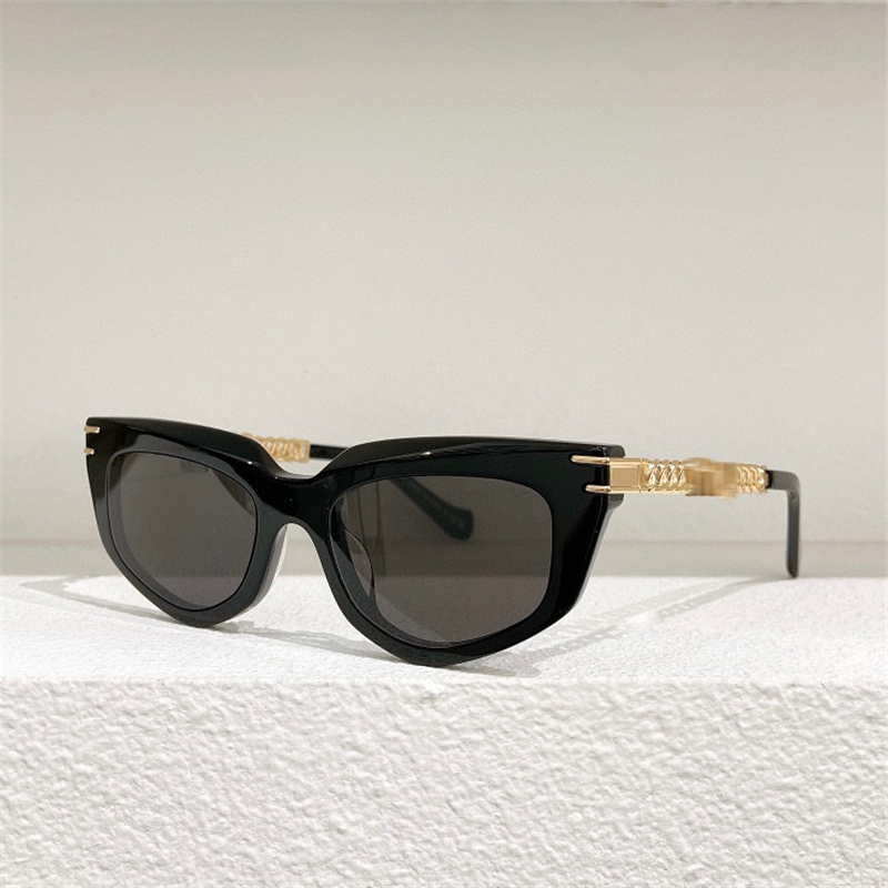

Sunglasses For Women Summer 12WS Style Anti-Ultraviolet Retro Plate Full Frame Glasses Random Box