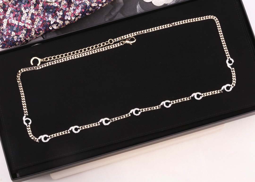 

2022 Luxury quality Charm Long chain waist belt with diamond in two colors plated have box stamp PS7280A