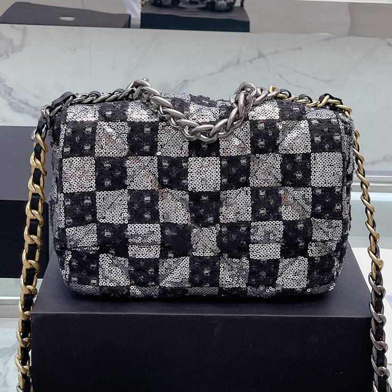

Designer Women 19 Sequins Embroidery Quilted Flap Bag France Brand 19s Denim Spangly Pillows Messenger Crossbody Handbags Lady 19c Chain Strap Shoulder Handbag, Black