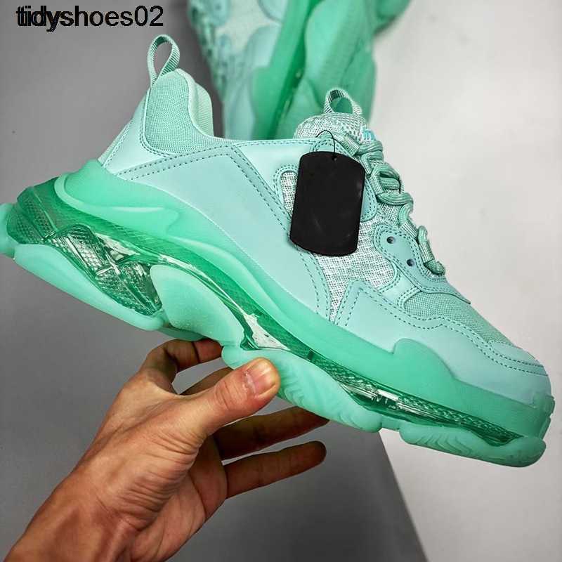 

Daddy Shoes 2022 Paris Winter New Round Head Lace up Shallow Mouth Fashion Couple Casual Shoes, Light green