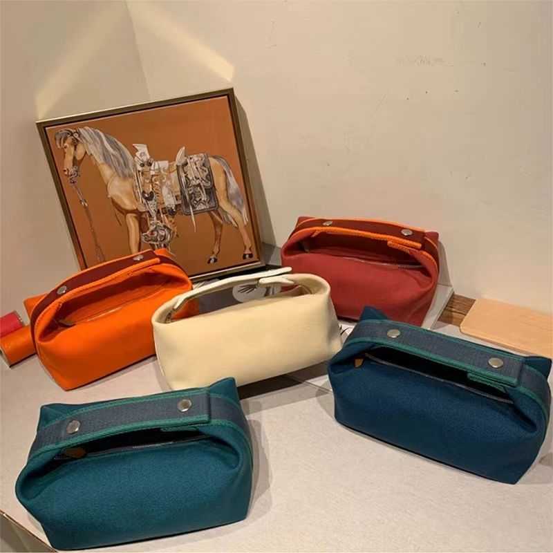 

Evening Bags 2022 New style h family lunch box bag Canvas casual Fashion one shoulder portable high-grade net red women's bag, Army green