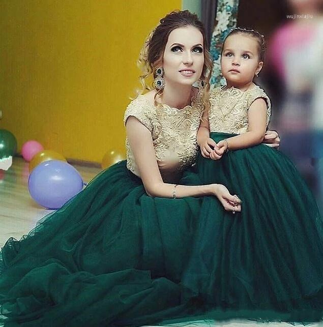 

Girl Dresses Green Puffy Tulle Lace Flower Girls Little Ball Gowns Backess Long Kids Birthday Party Dress