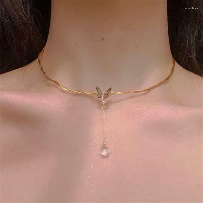 

Choker Elegant Gold Butterfly Crystal Pendant Necklace For Women Fashion Accessories Charming Female Wedding Jewelry Gift
