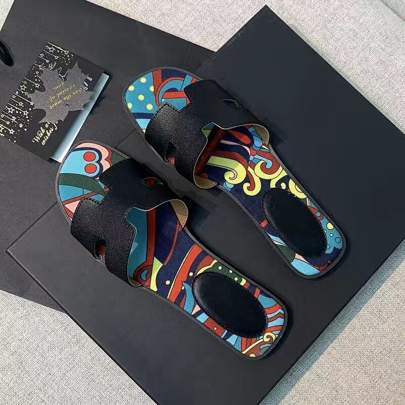 

women shoes slippers Hotel Bath Ladies sexy Sandals Large size famous brand Beach Classic Flat heel Summer Designer Fashion flops leather lady Slides, Box