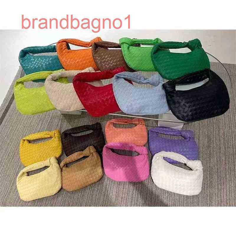 

Venetas Designer Bottegas Spring Handbags Net 2022 Red Portable Cloud Ox Horn Bag Fashion Trend Vers Designers Bag Crossbody with the logo, Fluorescent yellow trumpet