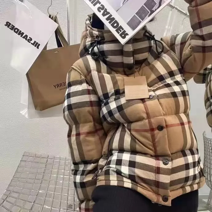 

Women's Down & ParkasCoat Winter Puffer Jacket Many Couple clothesLetters Double-sided Parkas Hight Quality Mens Coats Fashion Designer Classic Unisex Outwear, Multi