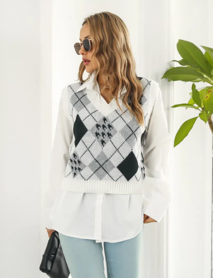 

Women's Sweater V-neck Houndstooth Plaid Jacquard Knits Winter Sweater Vest, White