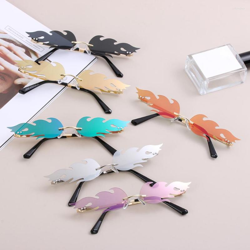 

Sunglasses High Quality UV 400 Narrow Streetwear Trending Fashion Rimless Wave Sun Glasses Fire Flame Accessories