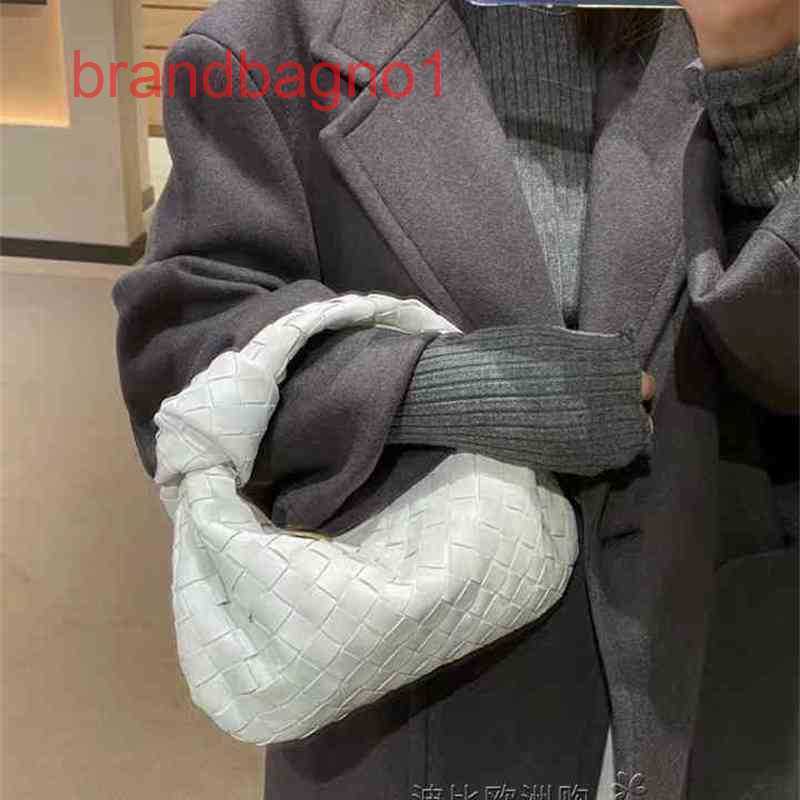 

Venetas Designer Handbags Bottegas Authentic Baodiejia Classic Jodie Woven Knotting Ox Horn Bag One Designers Bag Crossbody with the logo, Figure 3