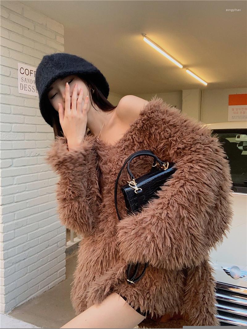 

Women's Sweaters Autumn Winter Faux Wool V Neck Loose Sweater For Women High Street Chic Woolly Long Sleeve Jumper Lady Hairy, White