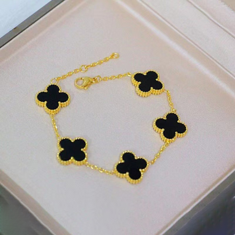 

Double Side Clover Charm Bracelet Gold Plating Stainless Steel Jewelry for Women Gift