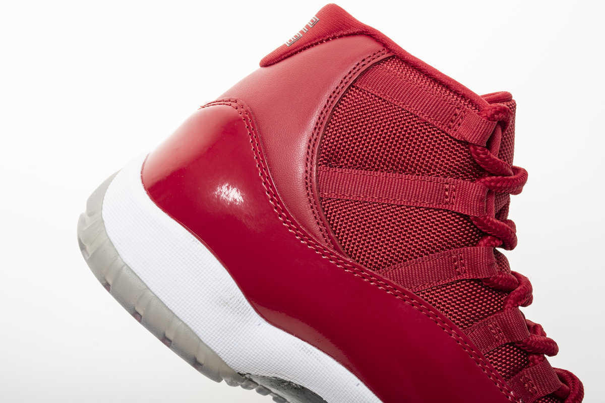 

Jumpman 11 RETRO Win Like 96s GYM RED BLACK-WHITE Basketball Shoes Real Carbon Fiber Outdoor Sports Sneakers Fast Delivery FX8M 98WC L60B