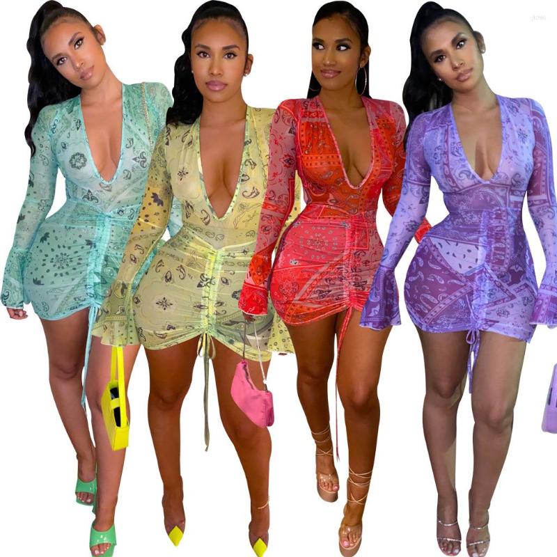 

Casual Dresses 2022 Fashion Printed Mini Short Dress Luxury Designer Sexy Holiday Beach Style Women Long Sleeve V Neck, Red