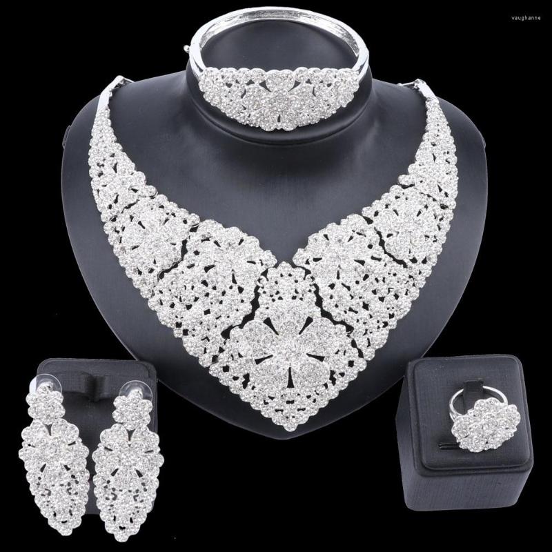 

Necklace Earrings Set 2022 Selling And Bracelet Flower Jewellery Dubai Bridal Jewelry Party Fashion Women Unique Style, Picture shown