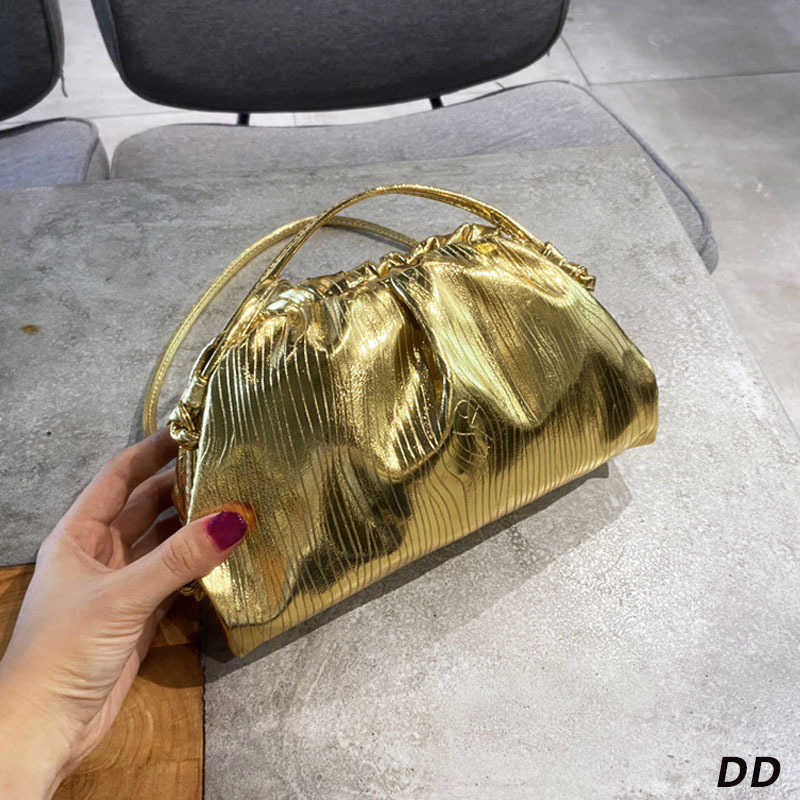 

Bottegas Bag MINI Jodie Venetas Golden Cloud Woven Mobile Phone Dumplings Baofeng Party Handbag One Shoulder Oblique Cross Dinner Women's, Golden trumpet
