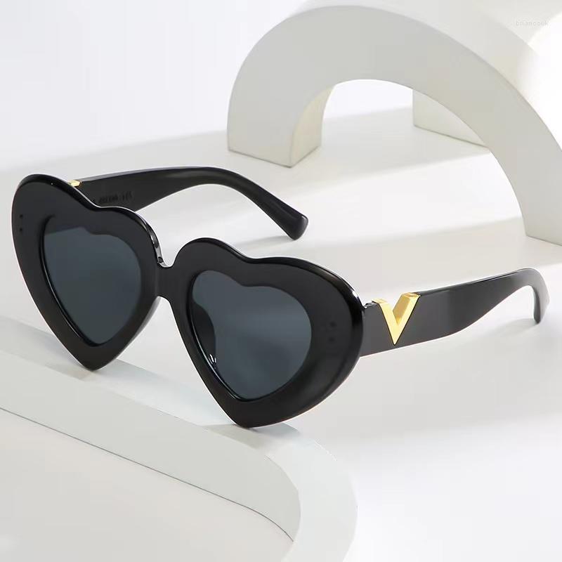 

Sunglasses Fashion Personality Heart Lovers Couple Designer Brand Women Men Vintage Polarized Driving Sunshade Glasses Eyerwear