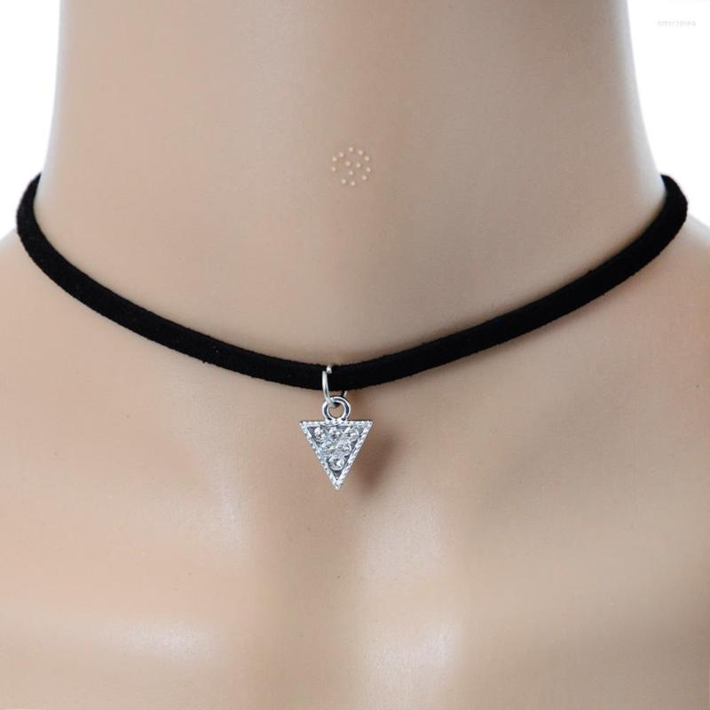 

Choker 2022 Fashion Jewelry Black Cloth Lace Tattoo Crystal Necklace Gift For Women Girl Simple Retro Gothic Velvet