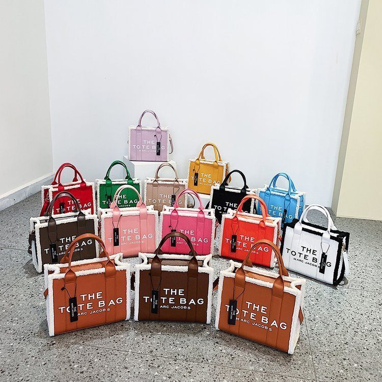 

New PVC Clear Large Branded The Tote Bag Designer Casual Tote Mesh Shoulder Purses Jelly Transparent Women Hand Bag Clutch Women Bag A1, Red