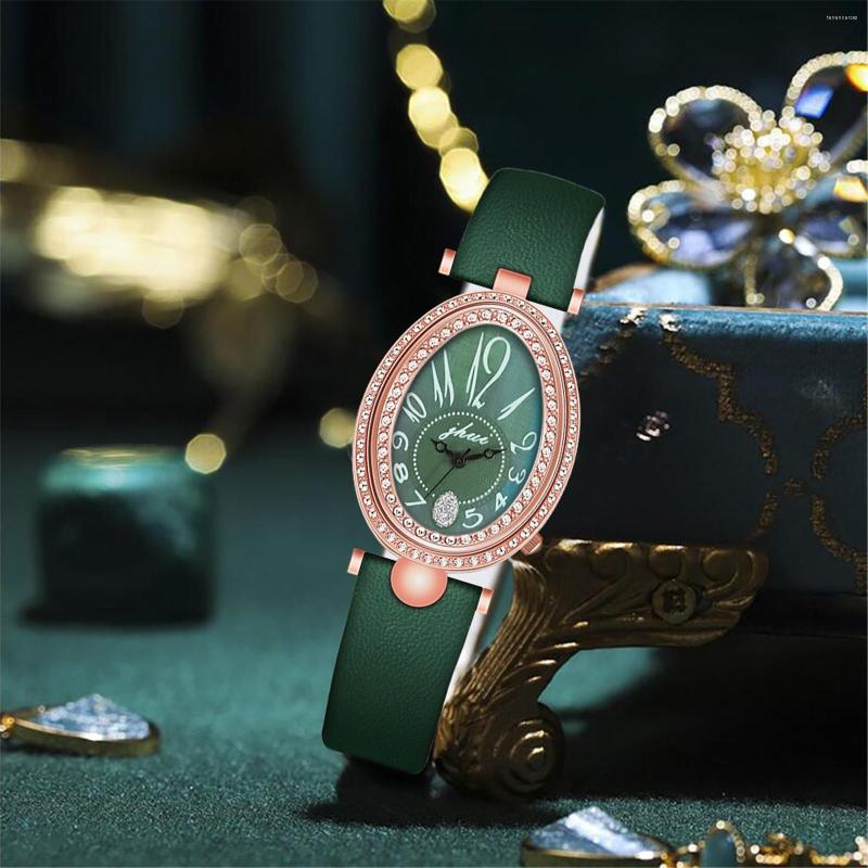 

Wristwatches Simple And Stylish Women Fashion Leather Belt With Simulated Quartz Rectangle Watch Luxury Top Gift