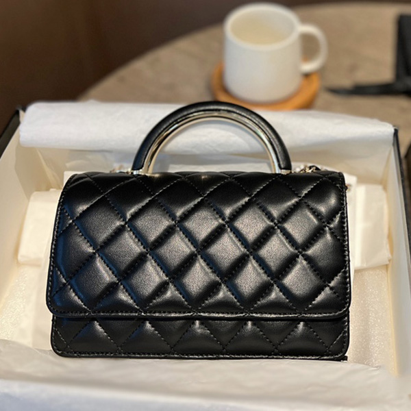 

Womens Quilted WOC With Metal Handle Designer Bags Genuine Leather Matelasse Gold Hardware Crossbody Card Shoulder Purse Luxury Handbags Mini Wallets 19x13CM, Box