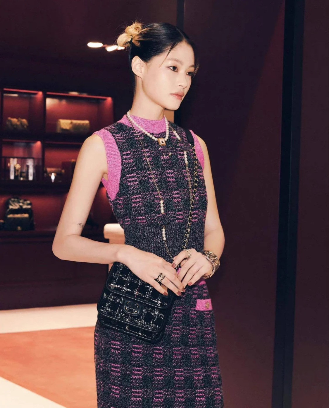 

Two Piece Dress 2022 European designer designed the latest fashion knitted vest skirt two-piece set in autumn and winter, Multi