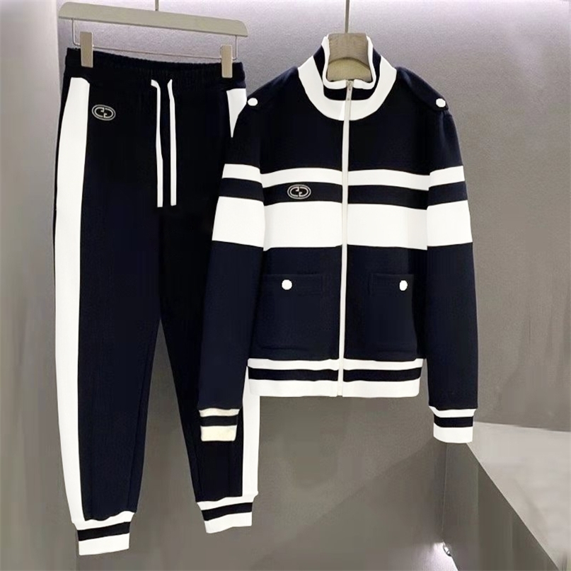 

Men's Tracksuits Fashion Designer Two Piece Set Couple suit Loose large cotton embroidered jacket Casual fashion suit Athletic Wear 221006, Navy white