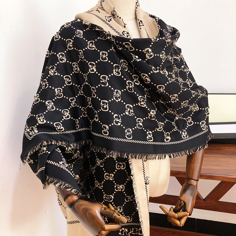 

luxurys designers scarf for men and women in spring Winter warmth scarfs autumn warm lightweight comfortable casual is exquisite is very nice