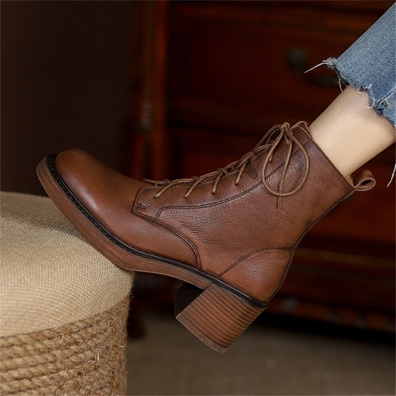 

Boots Winter Genuine Leather Women Round Toe Thick Heel Lace Up Fashion Ankle Retro Platform Shoes Heels Grown 221006, Black-winter