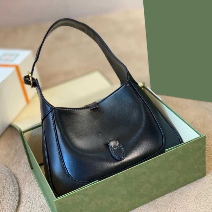 

Designers Bags Luxurys Women Shoulder Crossbody Hands Classic Leisure Lady Wallet Simple Solid Color Small Axillary 5 Colors, Red