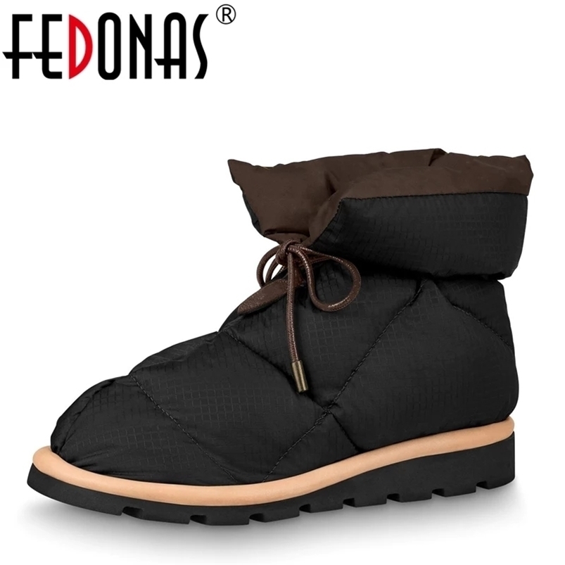 

Boots FEDONAS Brand Ins Fashion Women Ankle Winter Warm Female Snow Platforms Casual Short Shoes Woman 221006, Black
